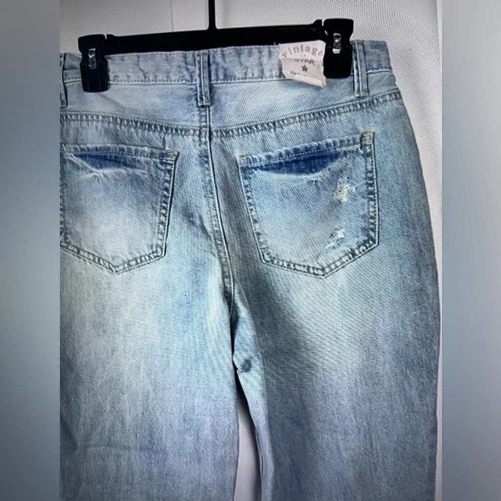Vanilla Star Womens Vintage High Rise Distressed The Girlfriend Jeans Sz 7 NWT